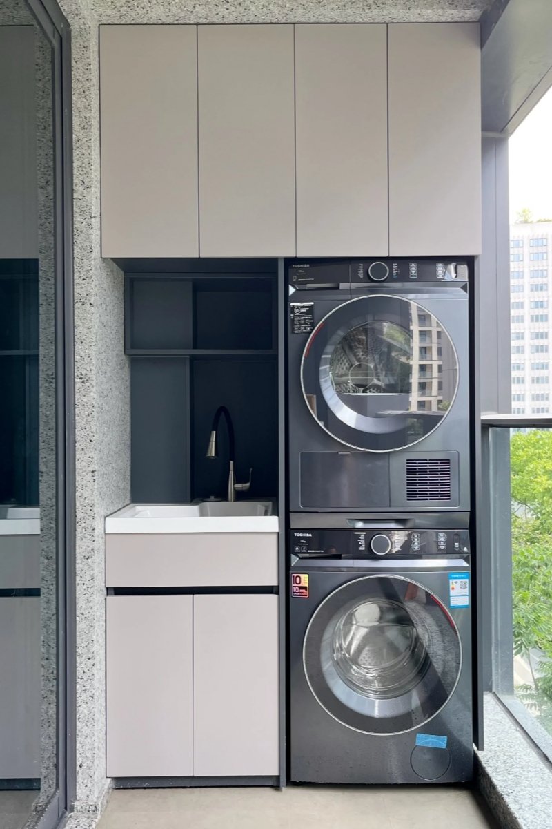 Laudry Cabinets 16