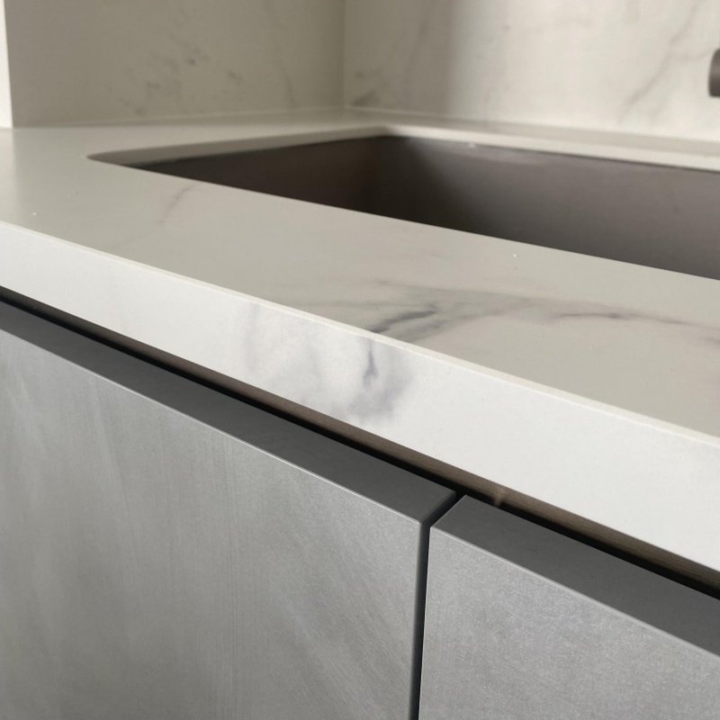 ceramic top (SINTERED STONE)20